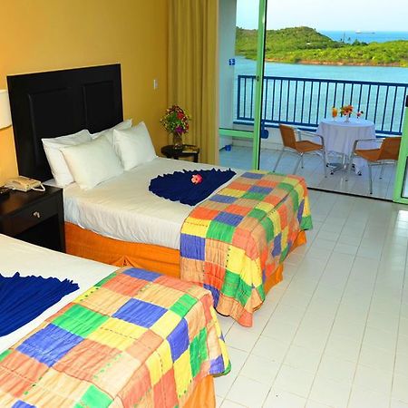 Grand Royal Antiguan Beach Resort Five Islands Village الغرفة الصورة